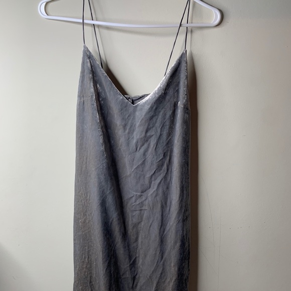 velvet gray dress - Picture 3 of 3
